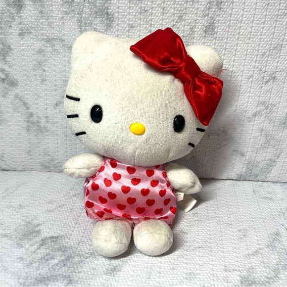 Ty & Jakks Pacific 2013 Hello Kitty by San Rio 5" Plush/Stuffed Animal. Set of 2 - Picture 2 of 11